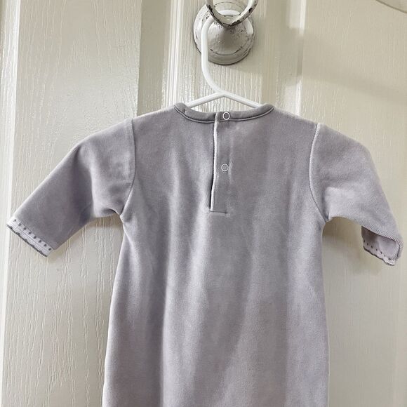 Kissy Kissy Gray Velvet Footie One Piece Crochet Lace Trim Size 0-3 Months - Picture 11 of 12